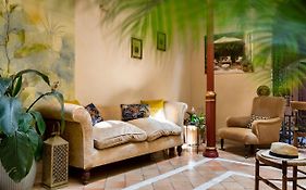 Ch Apartments Boutique